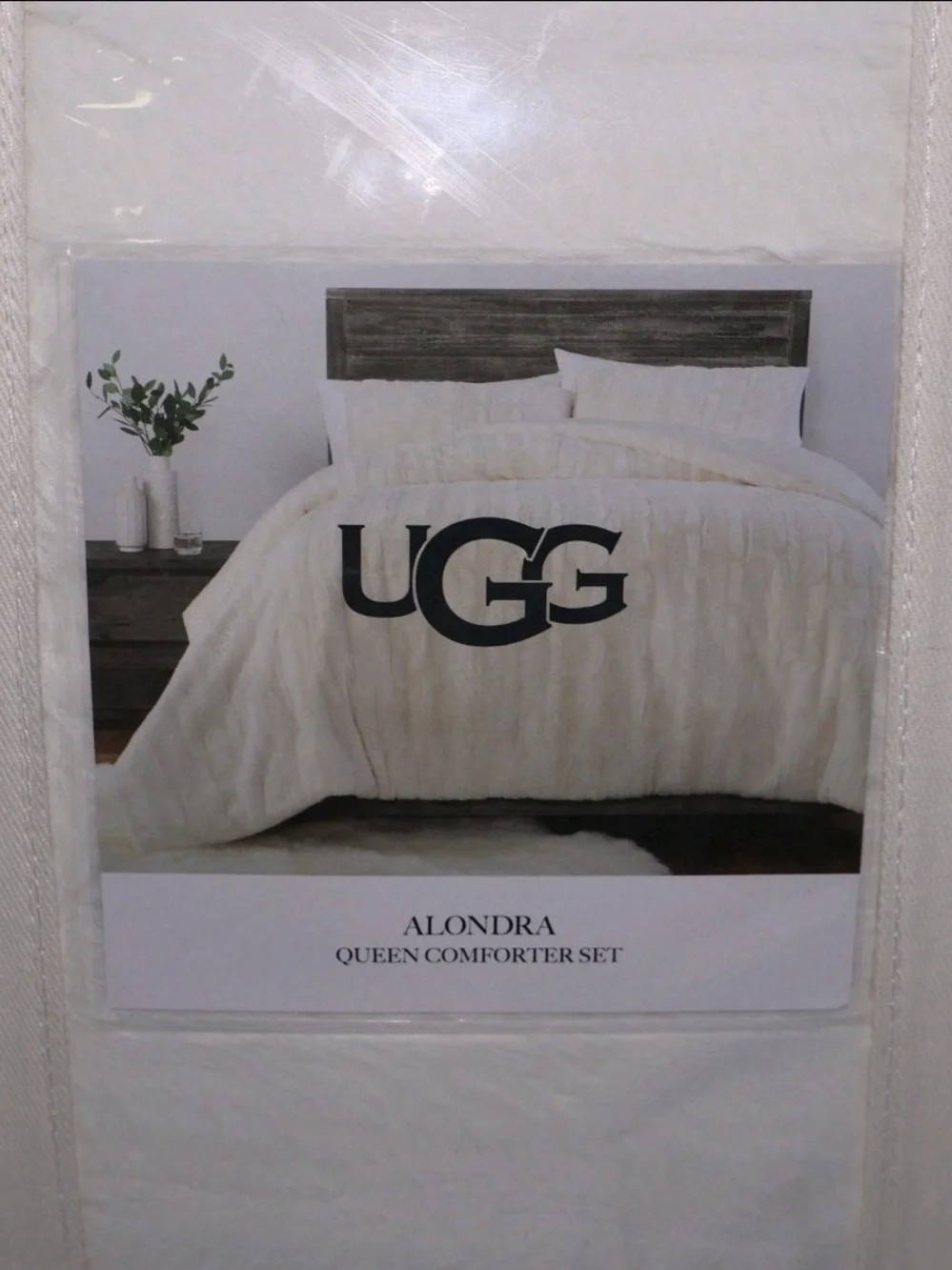UGG alondra piece